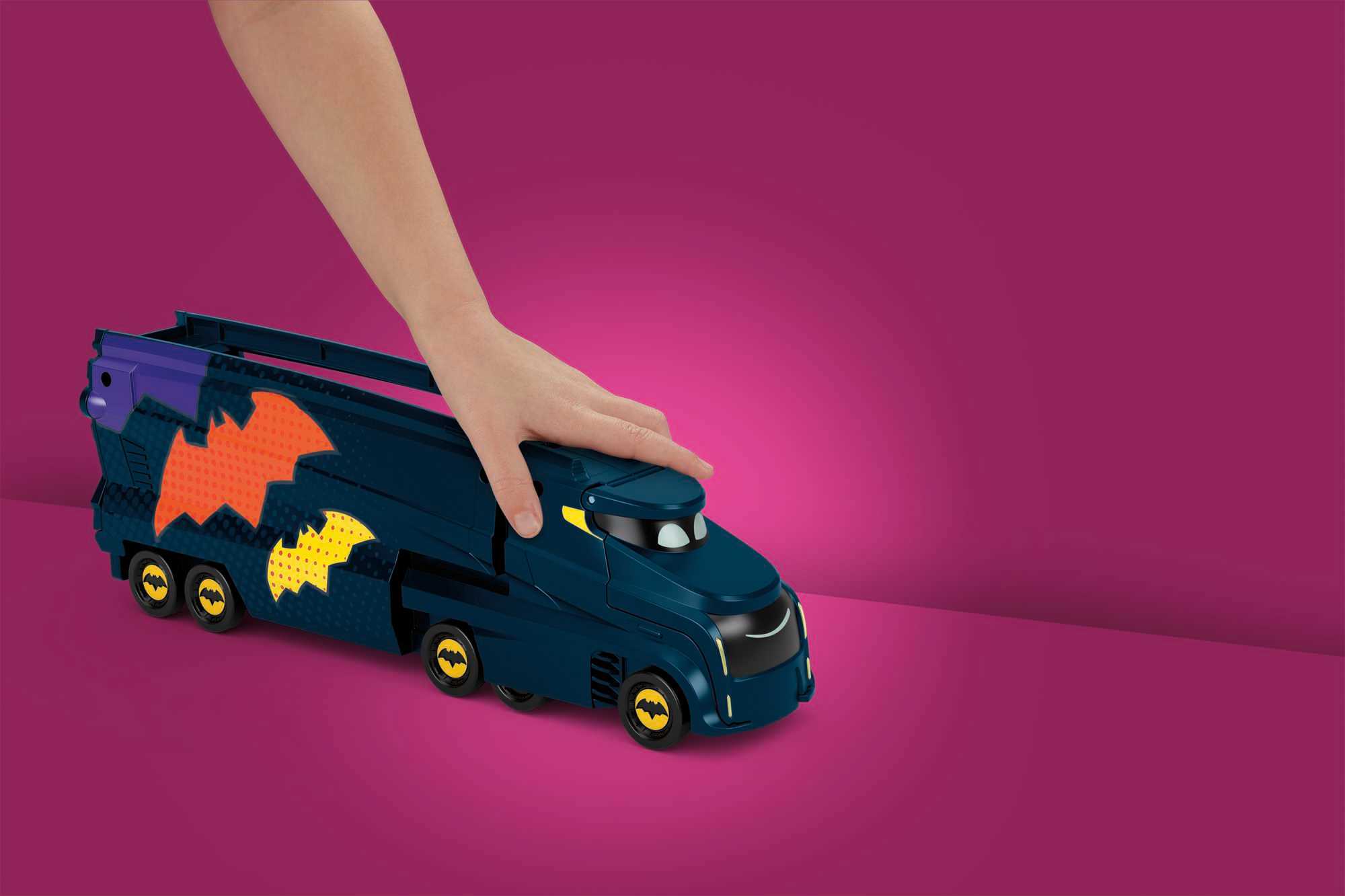 Fisher-Price DC Batwheels Bat-Camion Avec Rampe, Rang. de V��h.