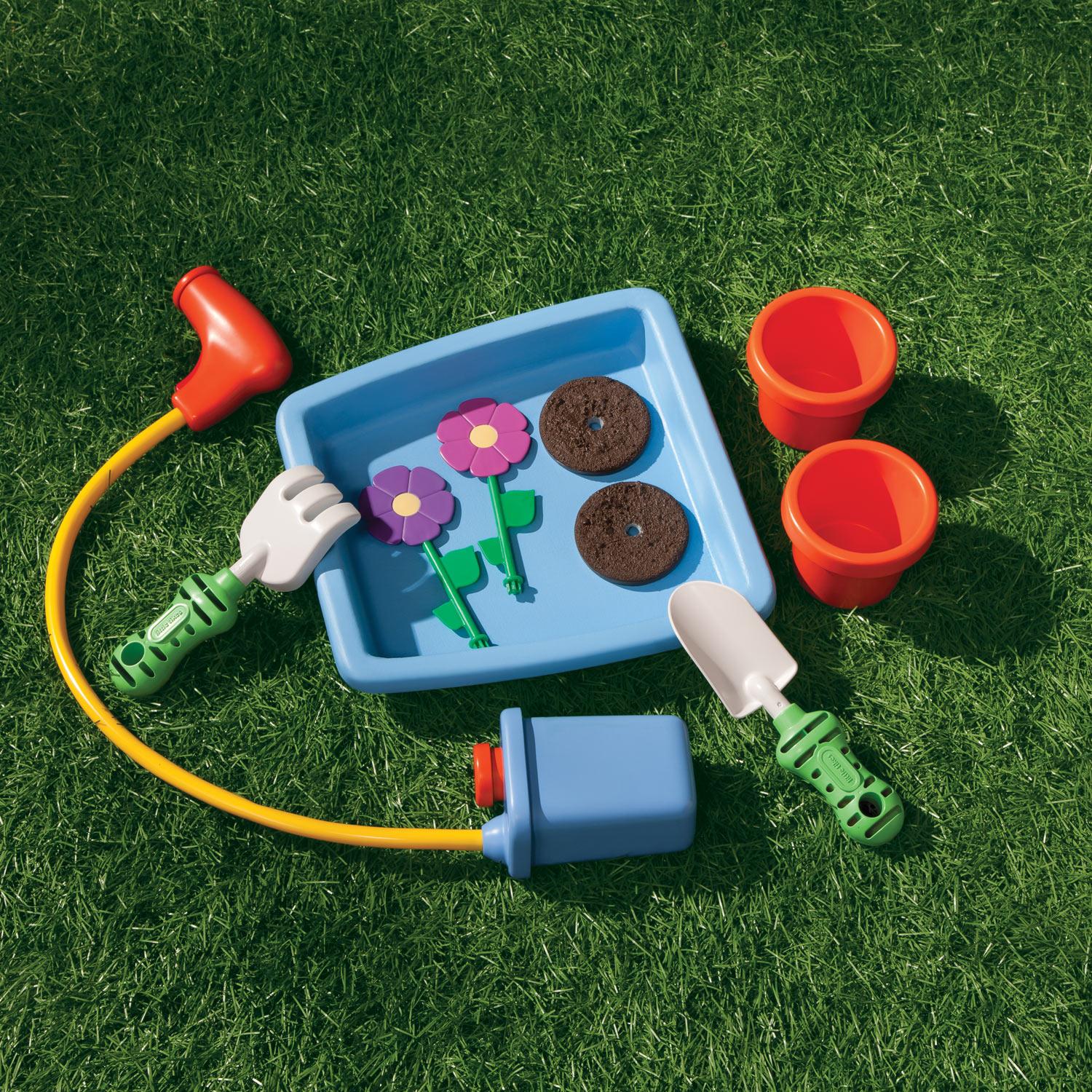 2-in-1 Garden Cart & Wheelbarrow �C Gardening Playset with Planting Tray, Water Sprinkler & Transformable Design