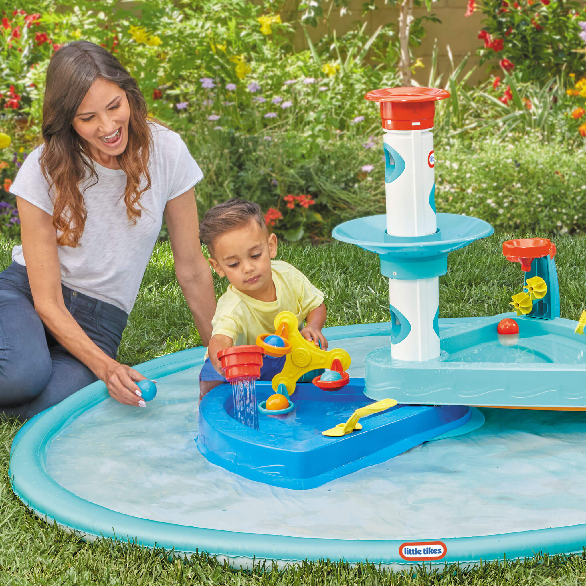 3-in-1 Splash 'n Grow Water Table �C Adjustable Heights, Splash Pad & Fun Accessories